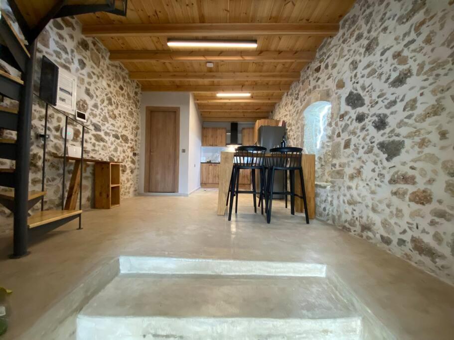 Stavlos Traditional Suite Acipópulo Kültér fotó