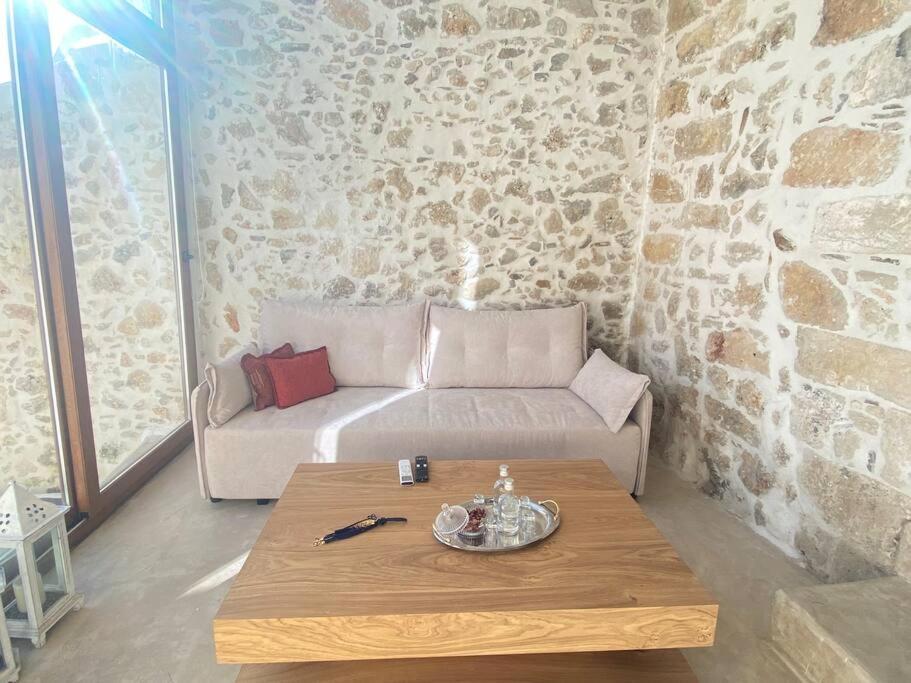 Stavlos Traditional Suite Acipópulo Kültér fotó